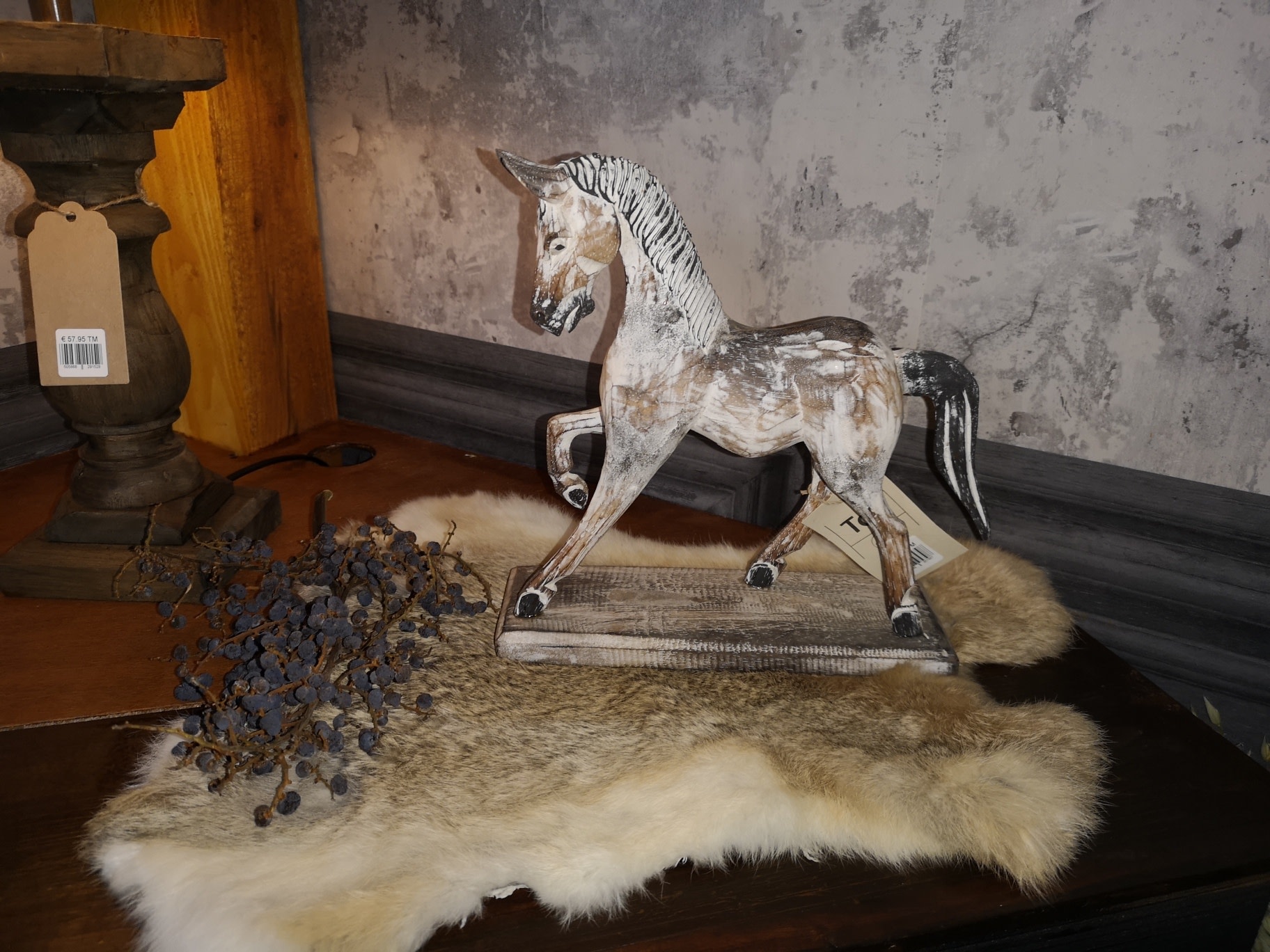 Houten decoratie paardje in draf