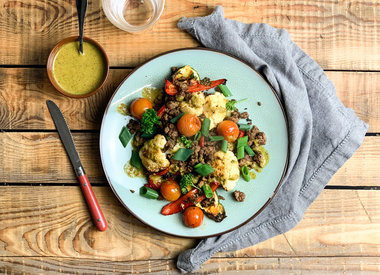 Gepofte courgette met rundergehakt