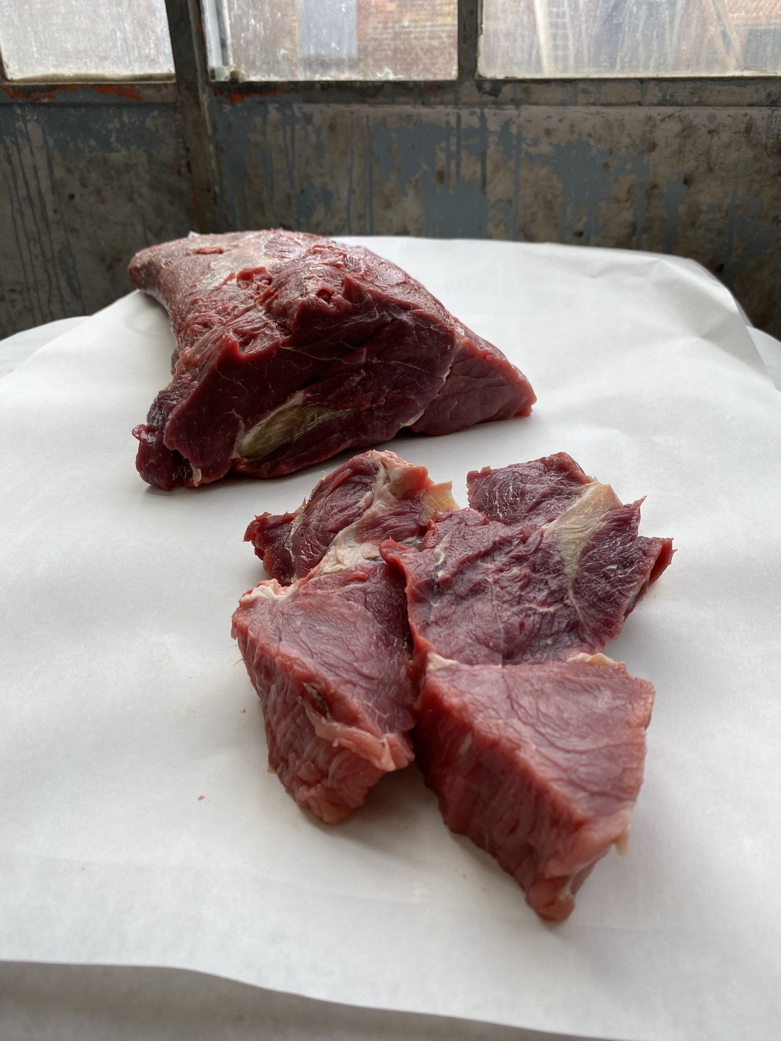 Morceaux de bœuf nourri à l'herbe biologique