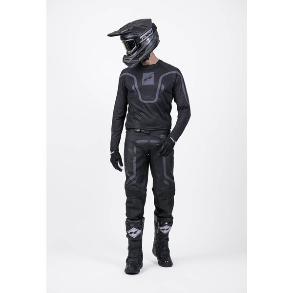 Titanium Pants Black