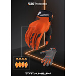 D30 Titanium Gloves Blue
