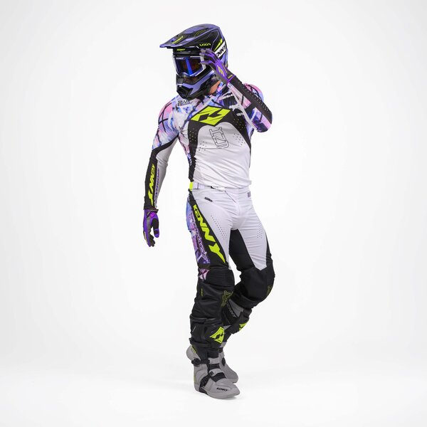 Performance Pants Switch