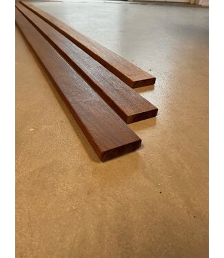 Houthandel Dronten Thermohout Frake 18x67mm