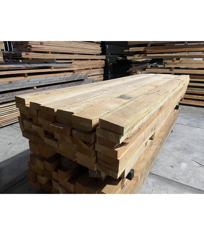 B-KEUS Douglas fijnbezaagd 50x150mm