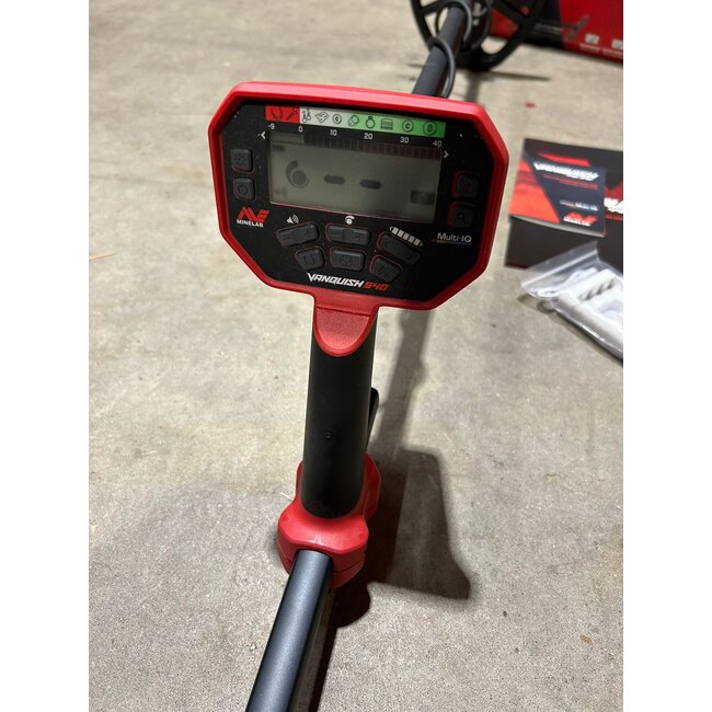 Gebruikte Metaaldetectors Occ 6: Minelab Vanquish 540 with Headphones