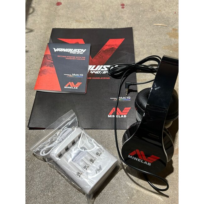 Gebruikte Metaaldetectors Occ 6: Minelab Vanquish 540 with Headphones