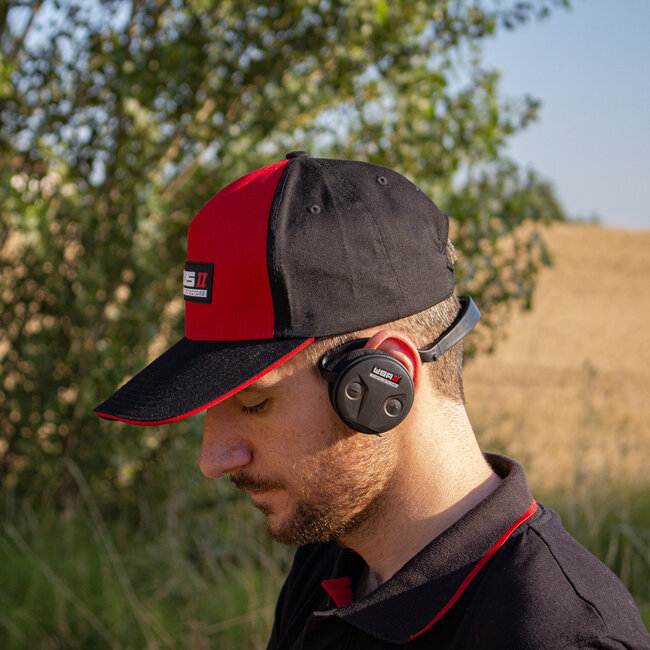 XP Metaaldetectors DEUS II RC  22cm FMF Coil with WSAII Wireless Headphones Bundle.