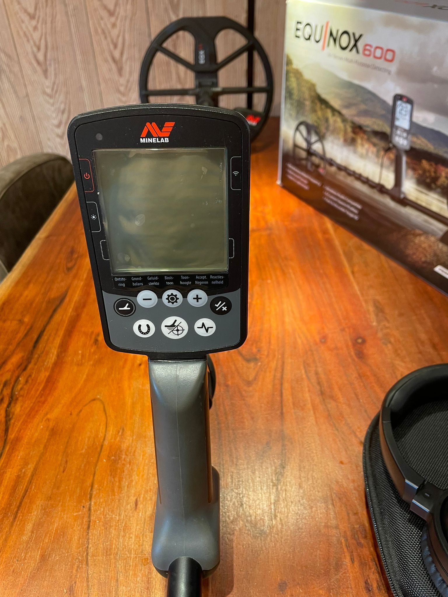 Gebruikte Metaaldetectors Occ 35: Minelab Equinox 600