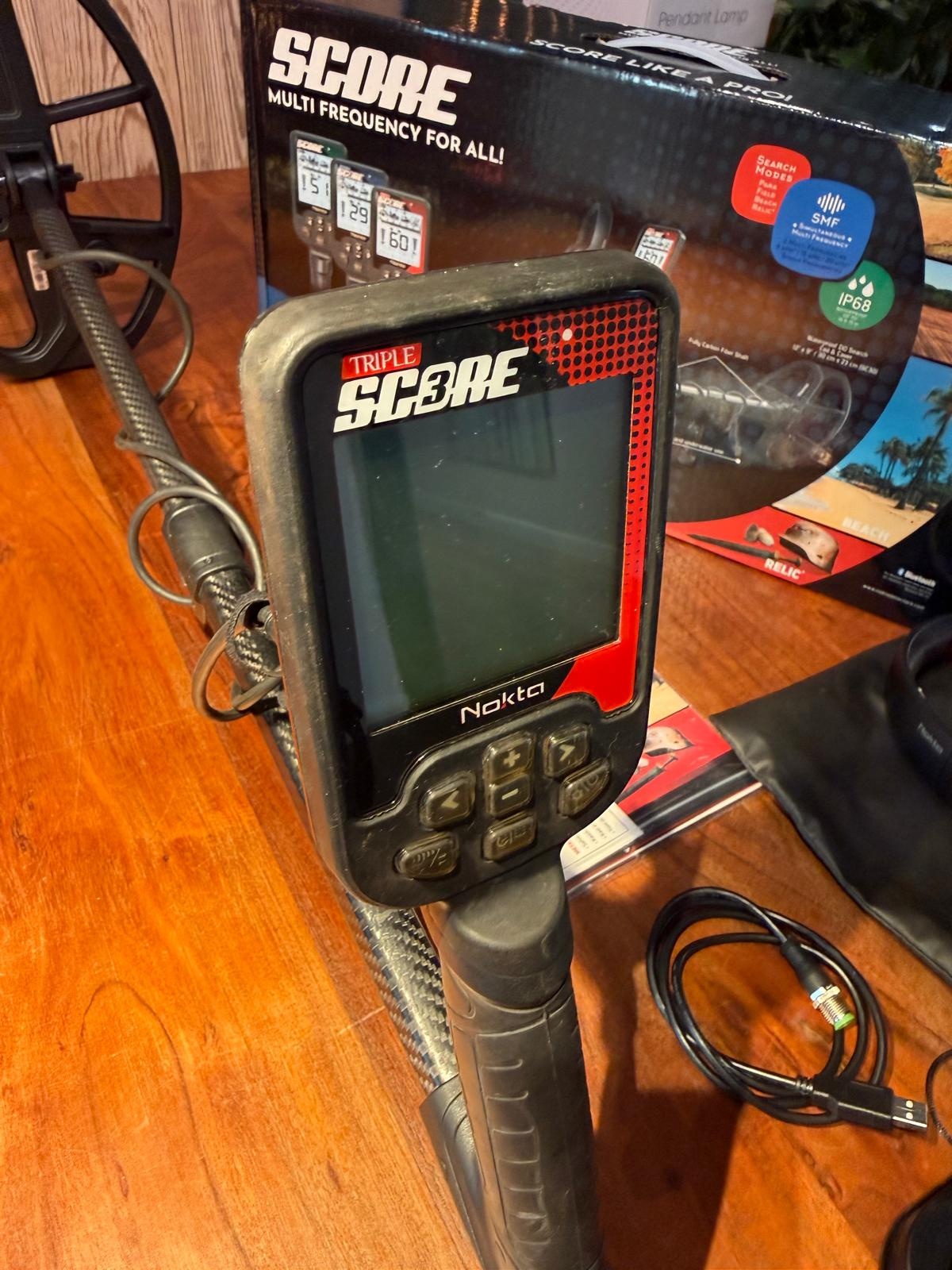 Gebruikte Metaaldetectors Occ41: Nokta Tripple Score