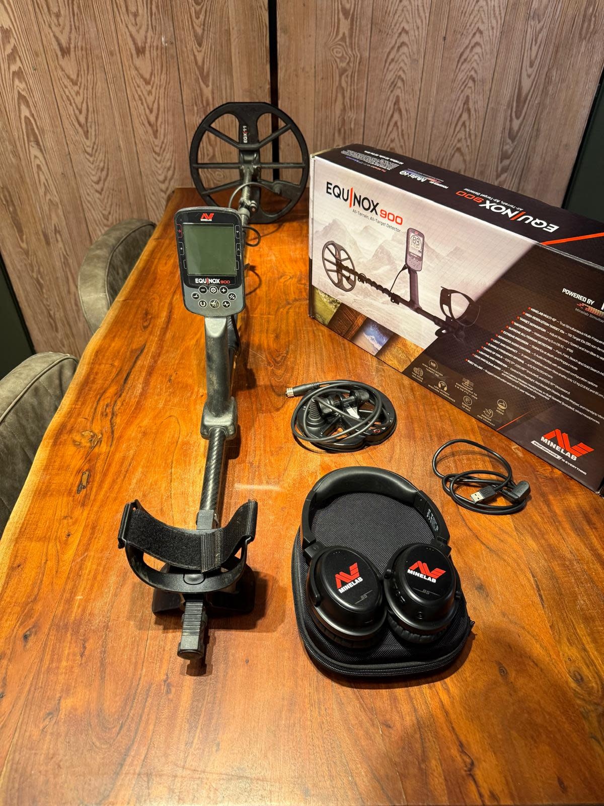 Gebruikte Metaaldetectors Occ 13:Minelab Equinox 900