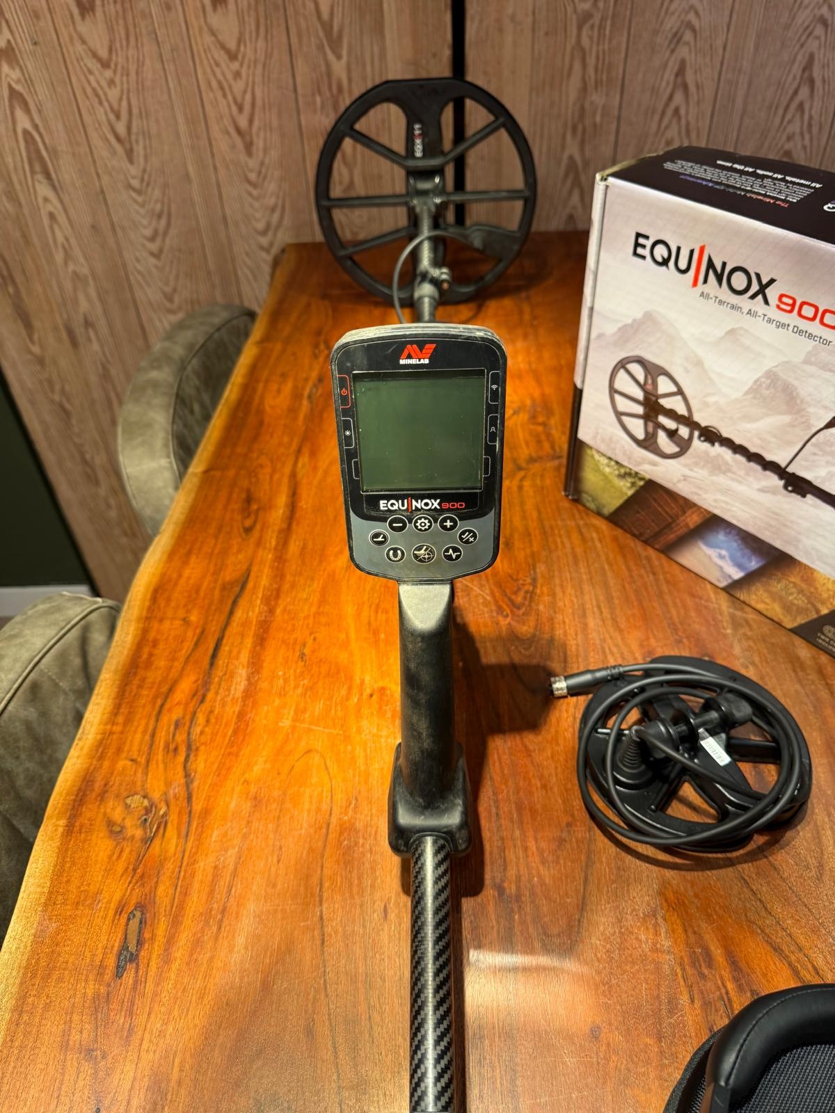 Gebruikte Metaaldetectors Occ 13:Minelab Equinox 900