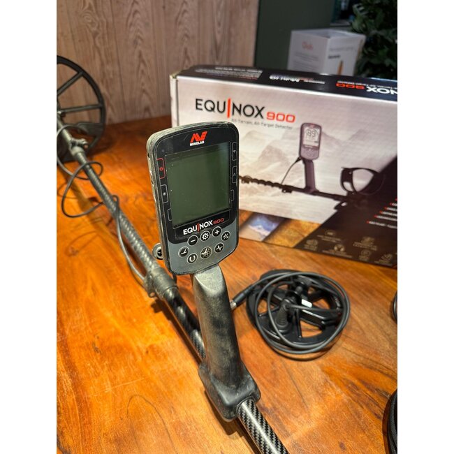 Gebruikte Metaaldetectors Occ 13:Minelab Equinox 900