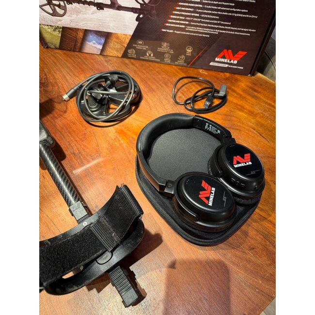 Gebruikte Metaaldetectors Occ 13:Minelab Equinox 900