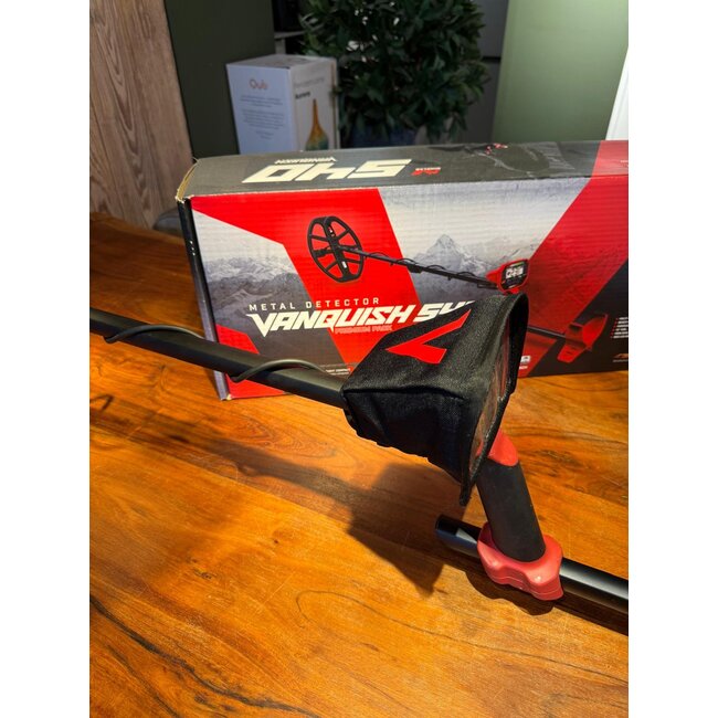 Gebruikte Metaaldetectors Occ 6: Minelab Vanquish 540 with Headphones