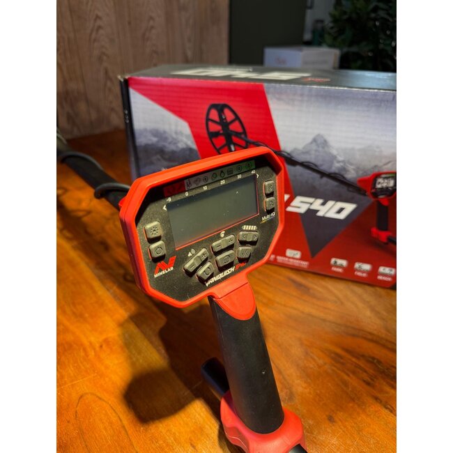 Gebruikte Metaaldetectors Occ 6: Minelab Vanquish 540 with Headphones