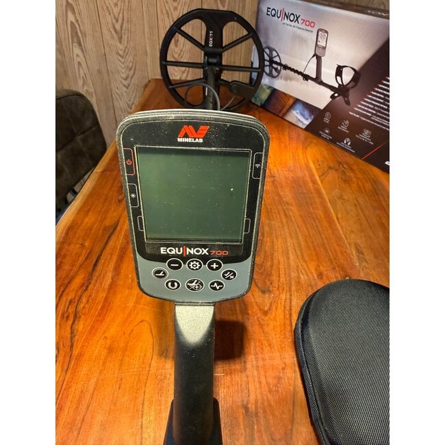 Gebruikte Metaaldetectors Occ 20: Minelab Equinox 700