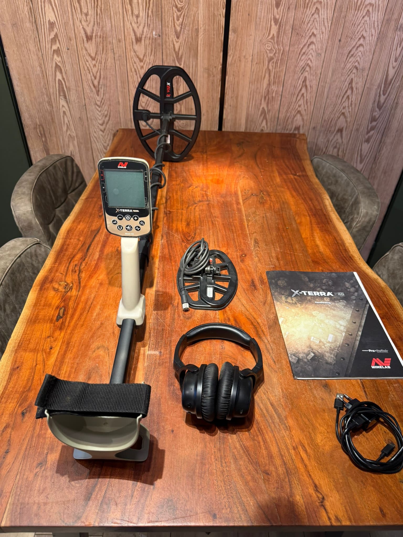 Gebruikte Metaaldetectors Occ 28: Minelab X-TERRA ELITE EXPEDITION PACK
