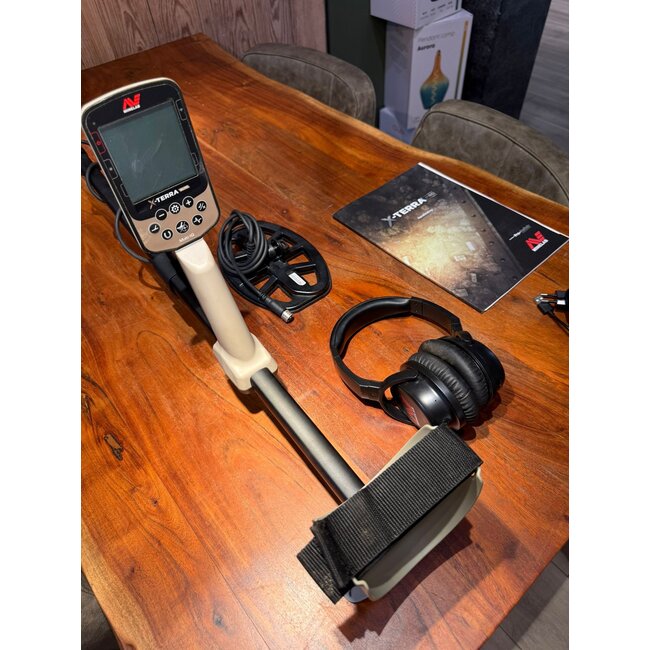 Gebruikte Metaaldetectors Occ 28: Minelab X-TERRA ELITE EXPEDITION PACK