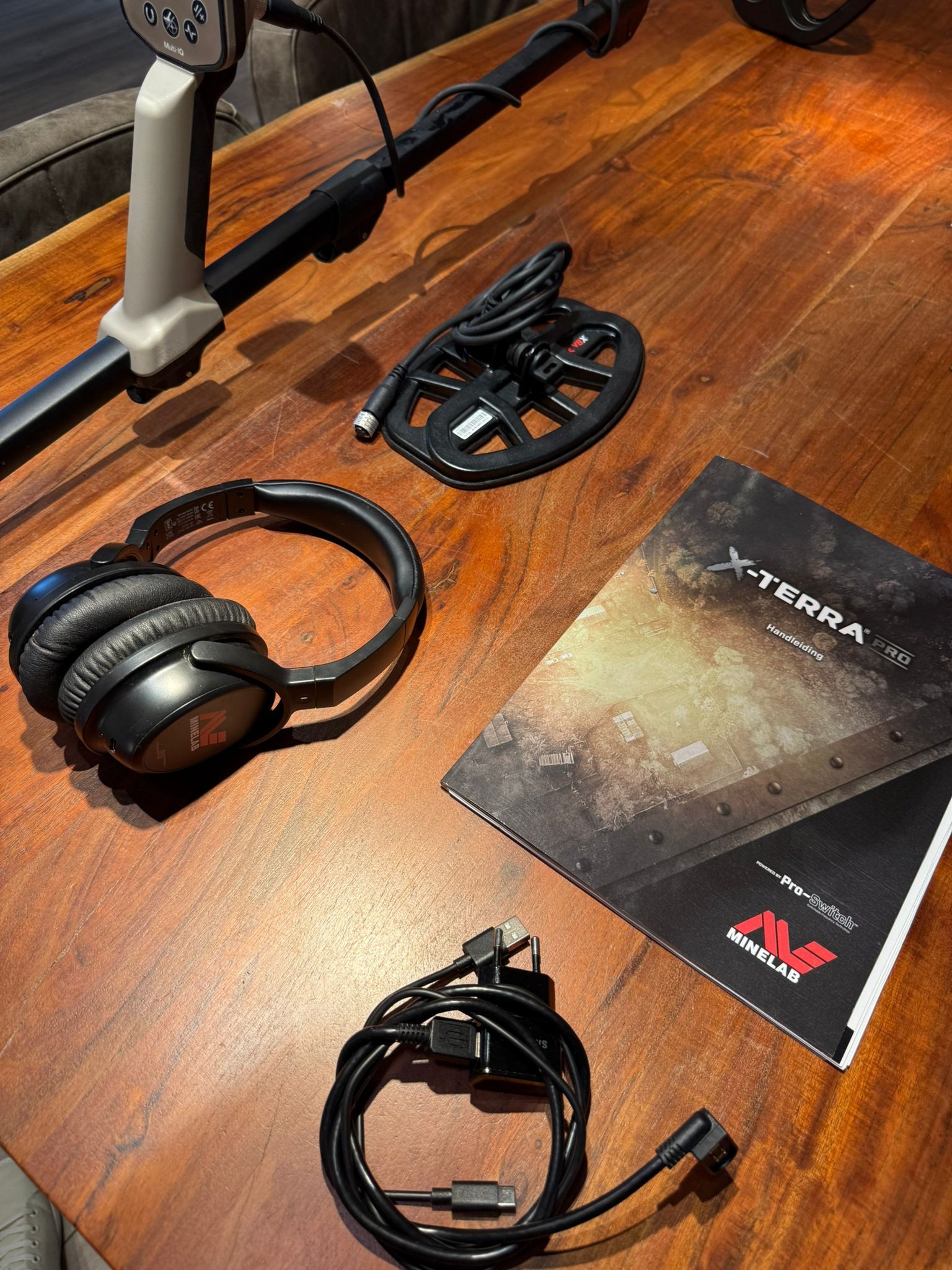 Gebruikte Metaaldetectors Occ 28: Minelab X-TERRA ELITE EXPEDITION PACK