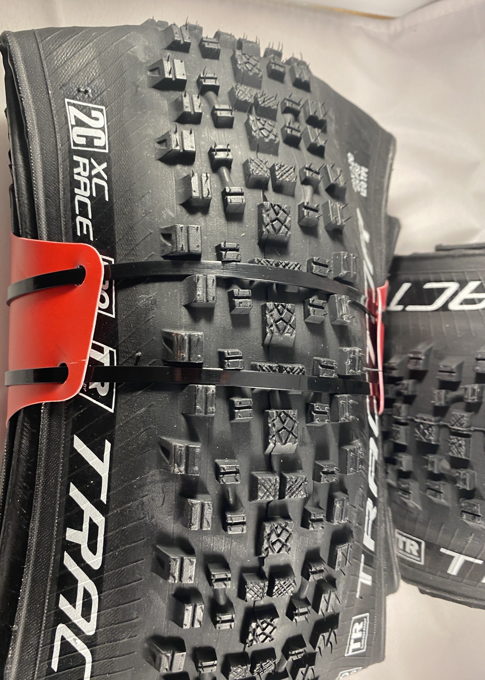 MSC TRACTOR 29X2.20 TLR 2C XC RACE BLACK 120 TPI