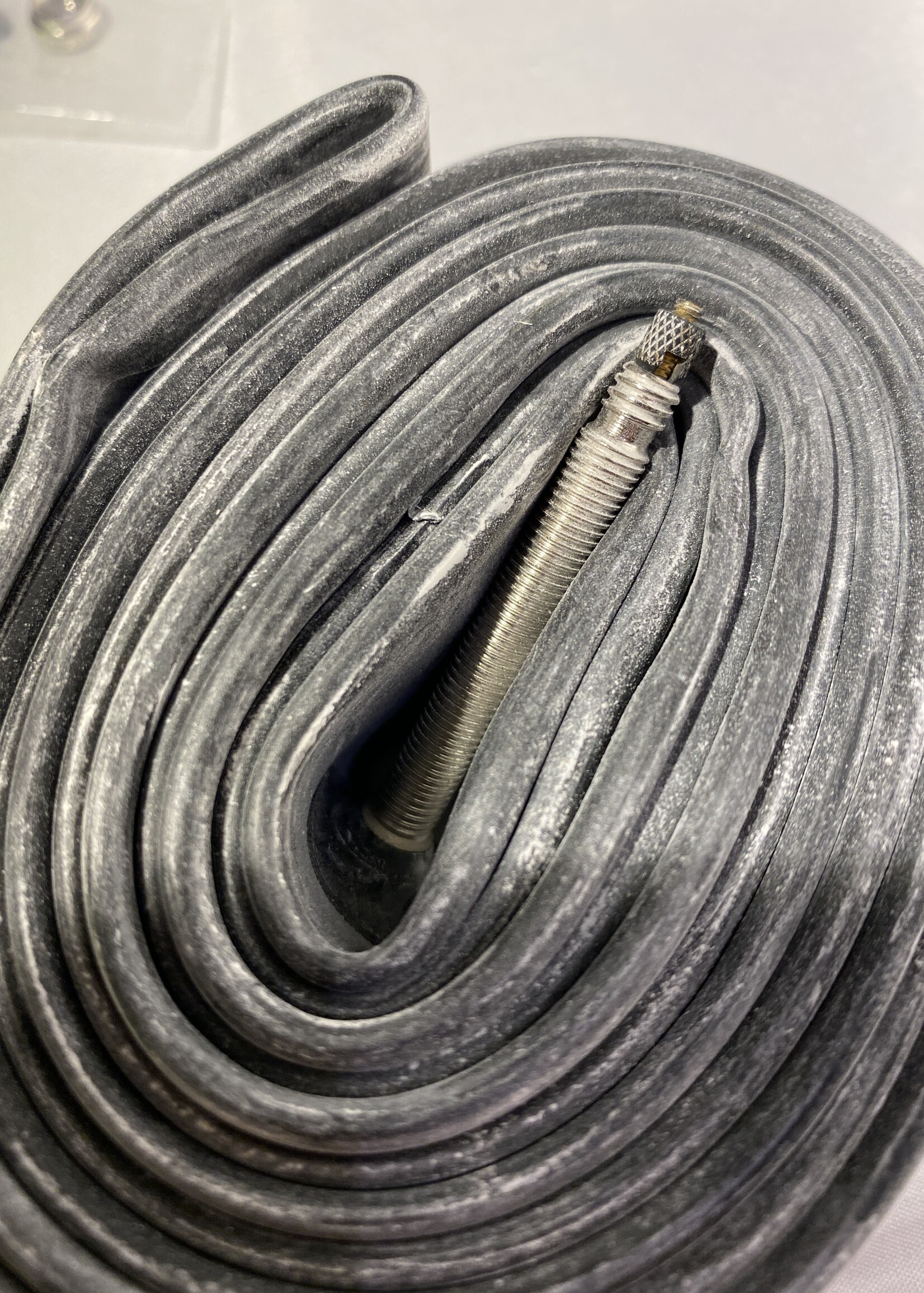 Aktive-8 Aktiv-8 MTB Binnenband ventiel lengte FV47 mm 37/54-622/635  28/29 inch