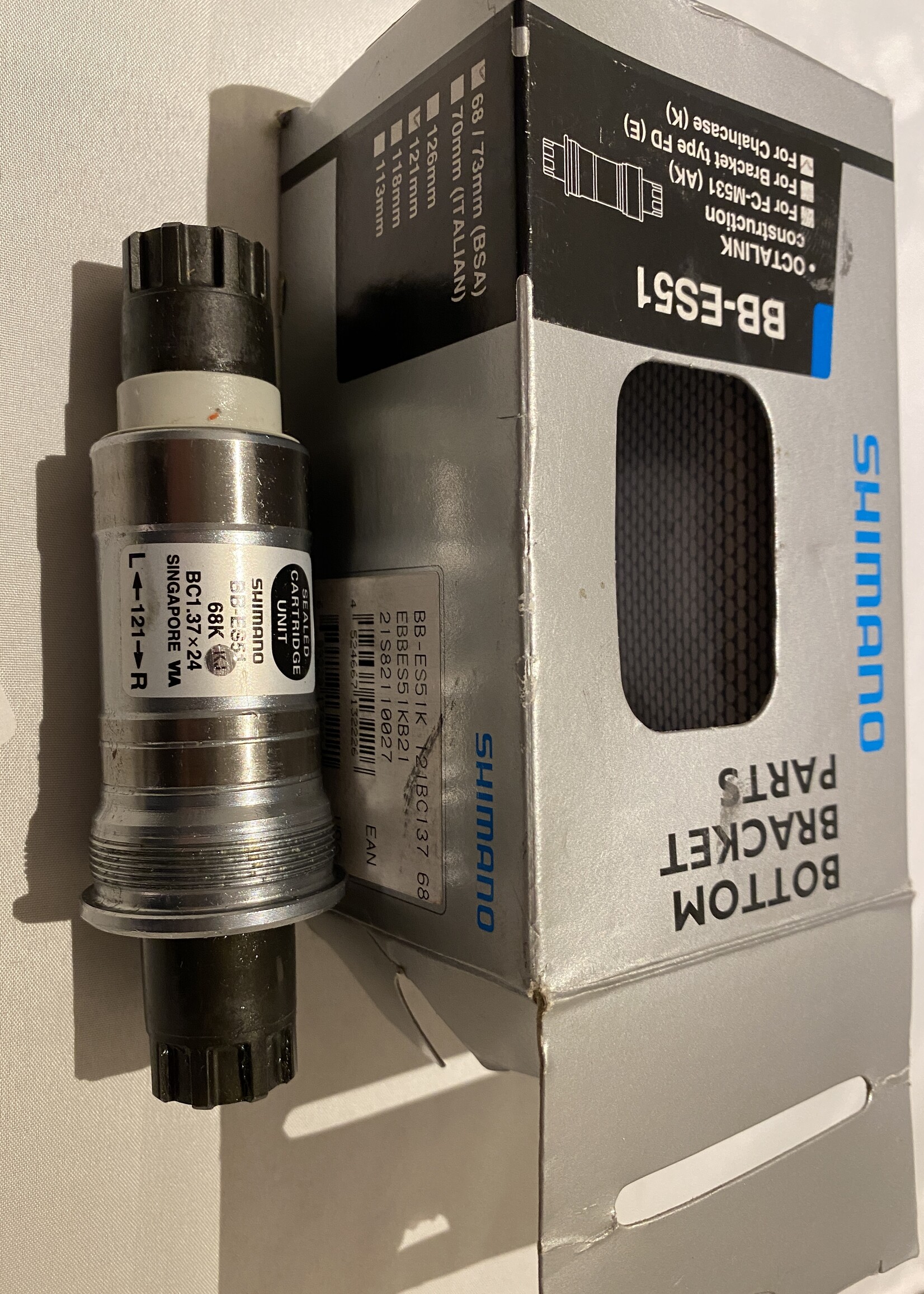 Shimano Shimano bottom bracket BB-ES51K - BSA - 68/121 mm trapas  met kettingkast