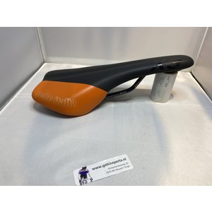 Selle Italia Race Selle Italia Zadel 140 mm breed