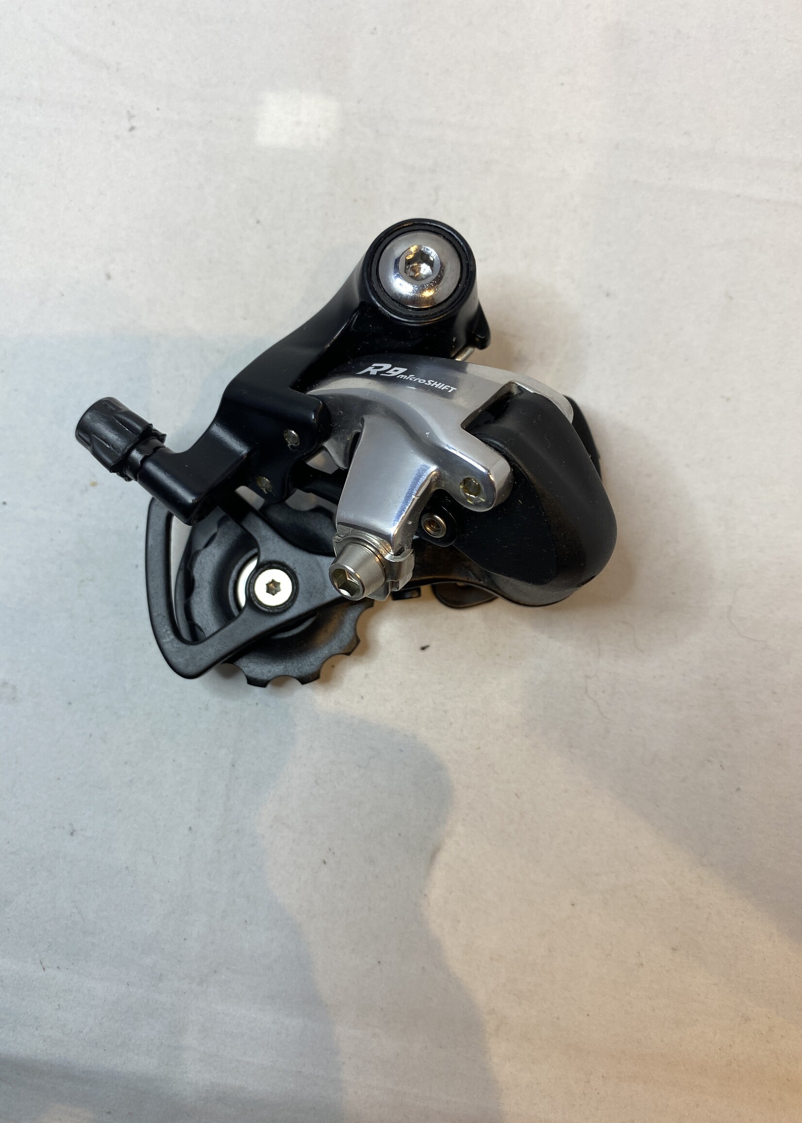 Microshift Microshift R9 RD-R42S  achterderailleur weg 9/10 speed korte kooi