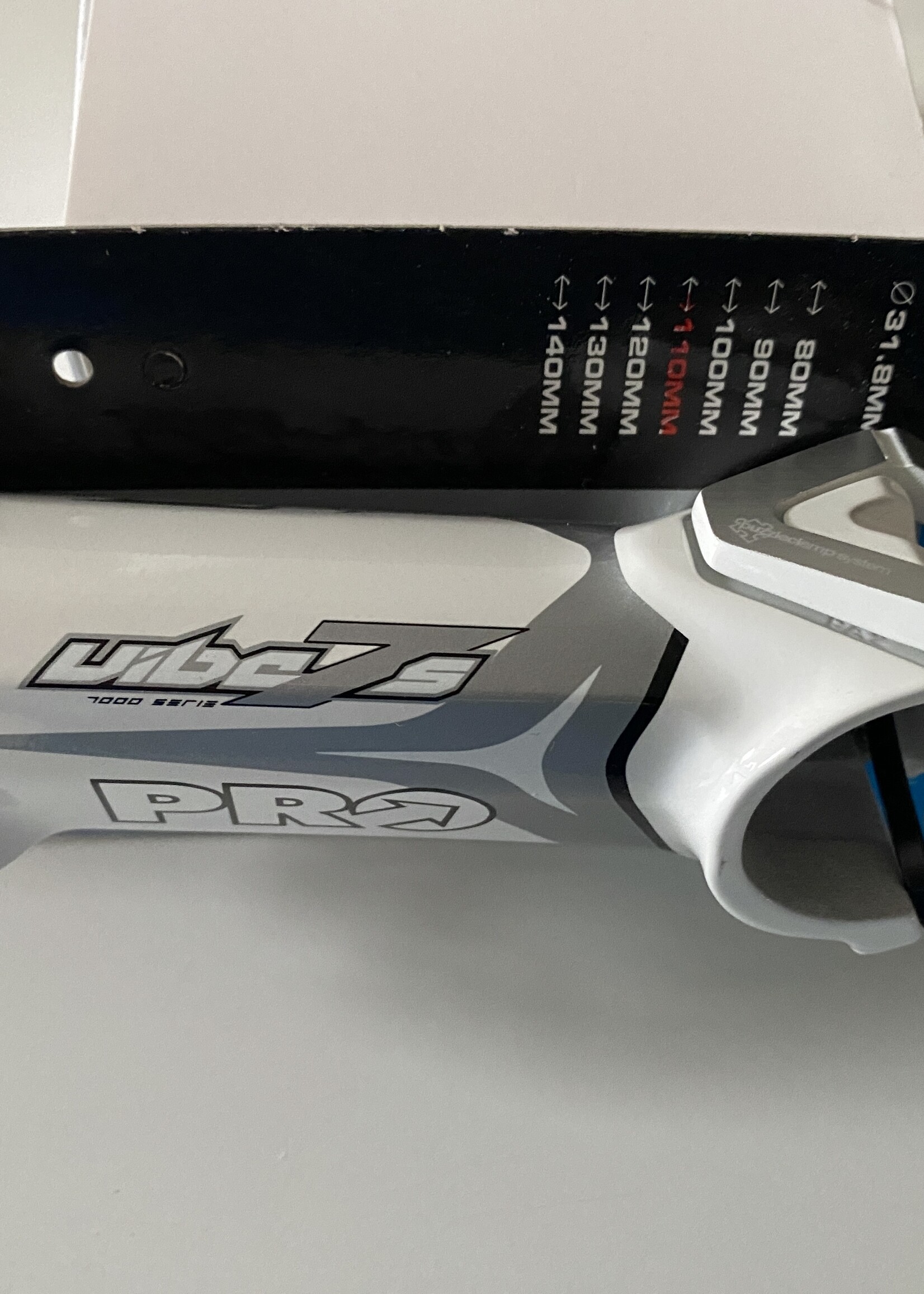 PRO Pro Vibe 7S Stuurpen Wit 110 mm Stem