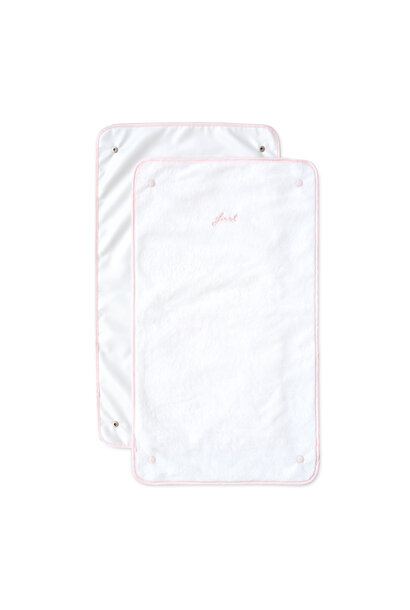 2x badstof handdoek voor verzorgingskussen - Crystal Pink