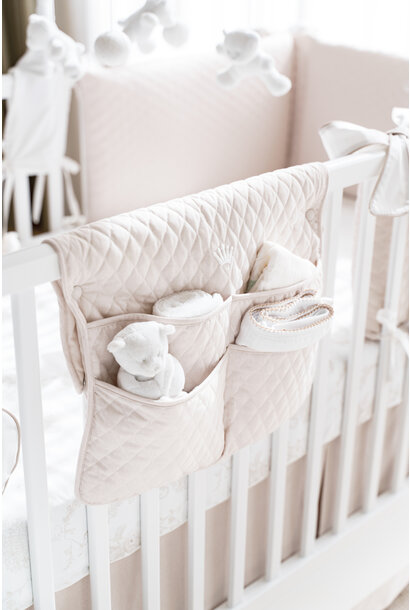 Silent Sands hoes verzorging voor bed beige