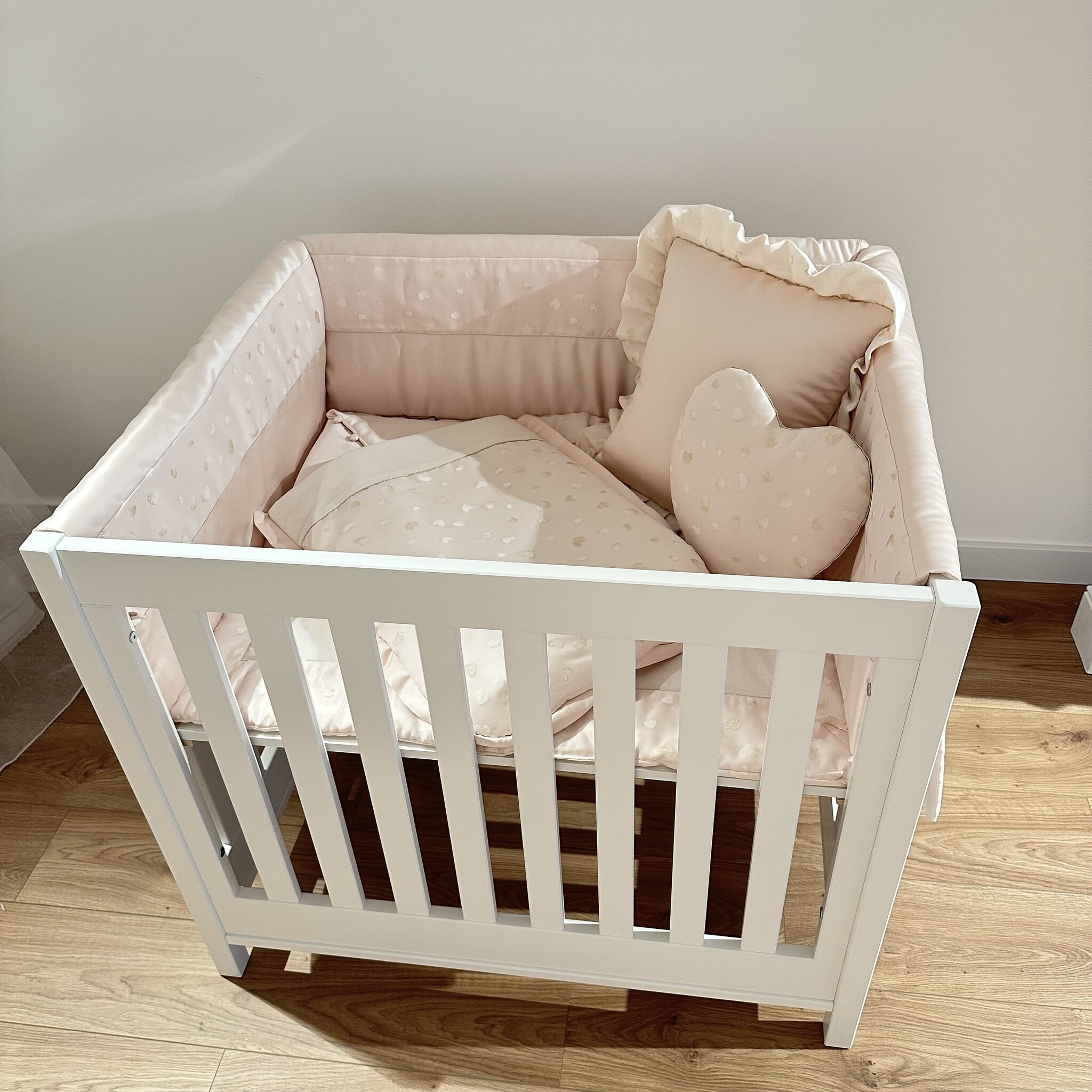 Roze satiné met golden hearts bekleding-2