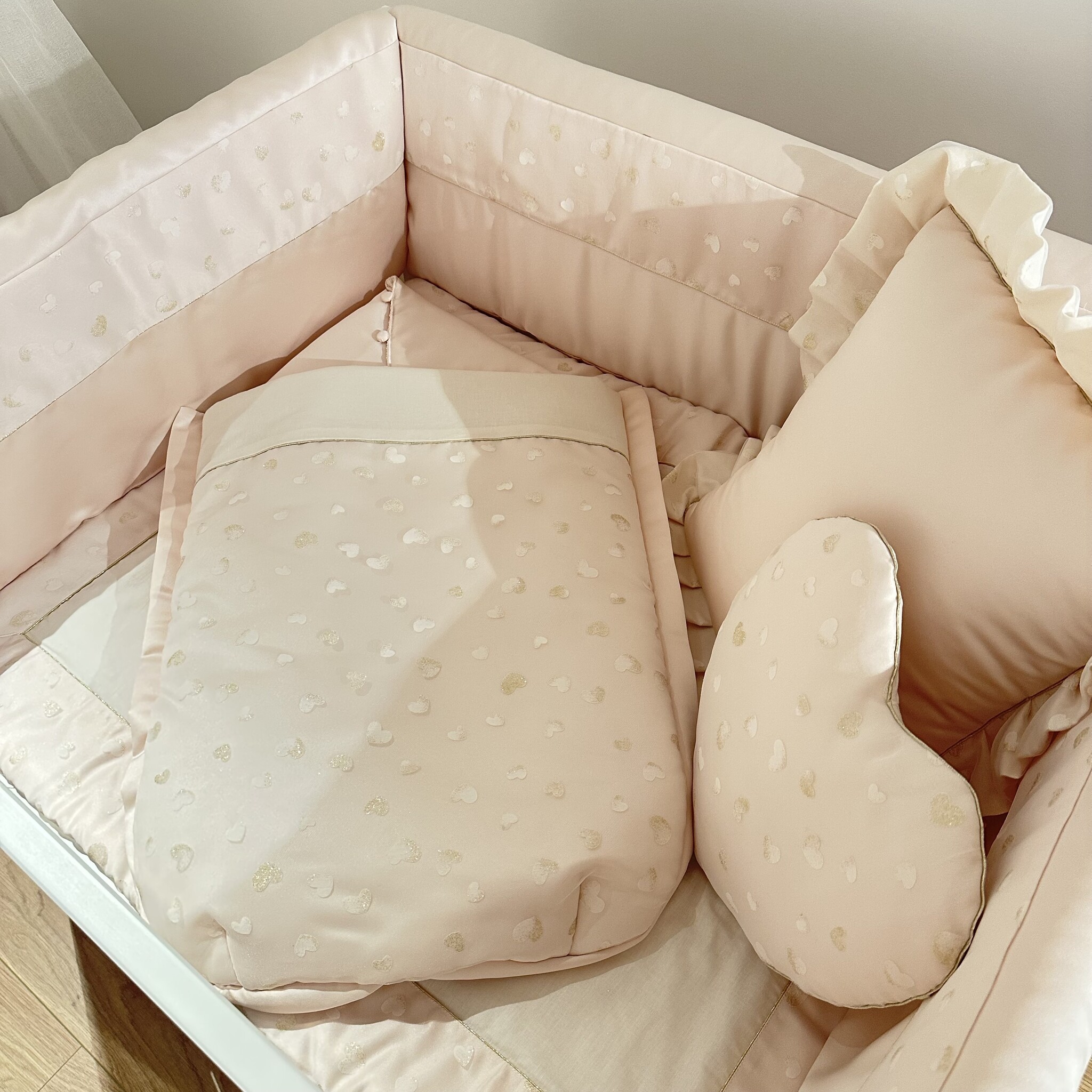 Roze satiné met golden hearts bekleding-9