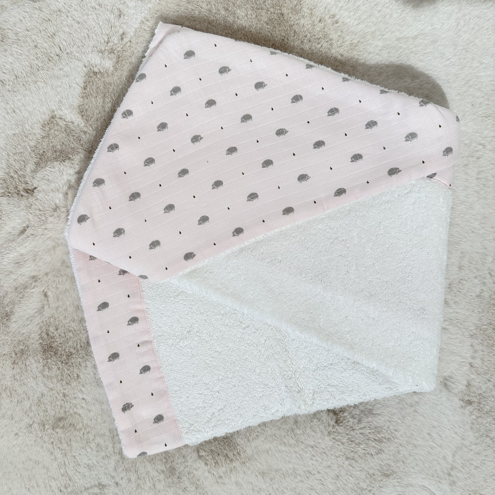 badcape katoen met egeltjes - Wit/Roze-1