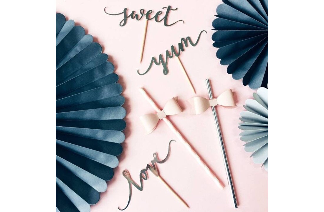 Zilveren cupcake toppers - Love, Sweet, Yum