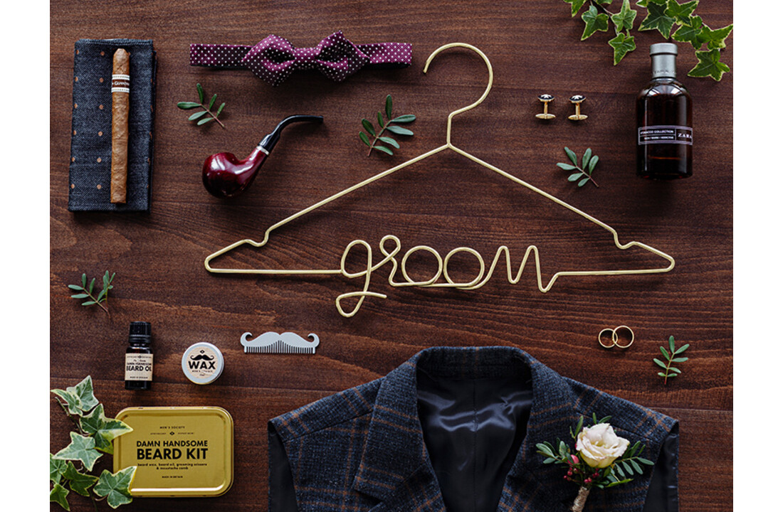 Kledinghanger groom - goud metaal