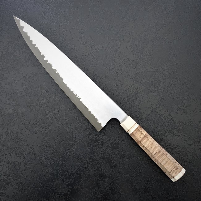 66# 25er Gyuto mit Hohlkehle und Griff aus Birkenrinde