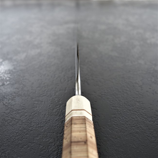 66# 25er Gyuto mit Hohlkehle und Griff aus Birkenrinde