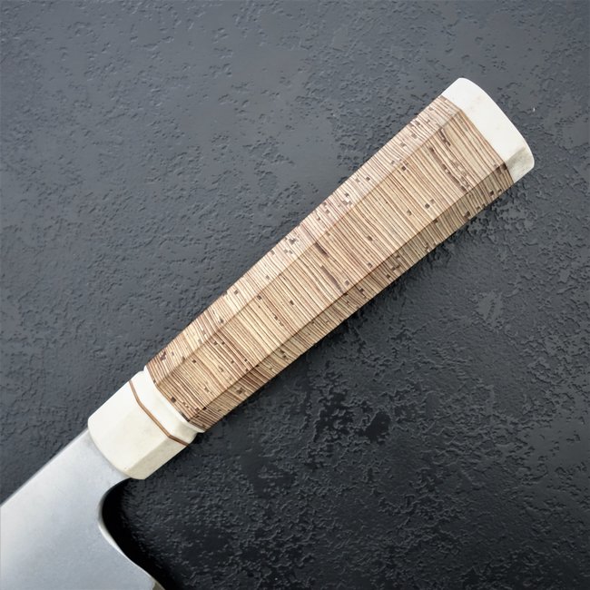 66# 25er Gyuto mit Hohlkehle und Griff aus Birkenrinde