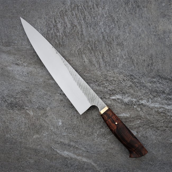 24er Gyuto mit Wüsteneisenholz