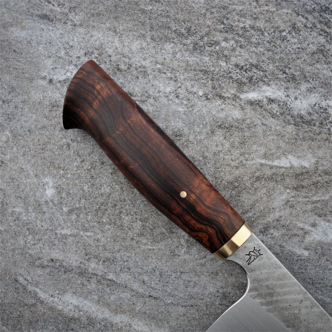 24er Gyuto mit Wüsteneisenholz