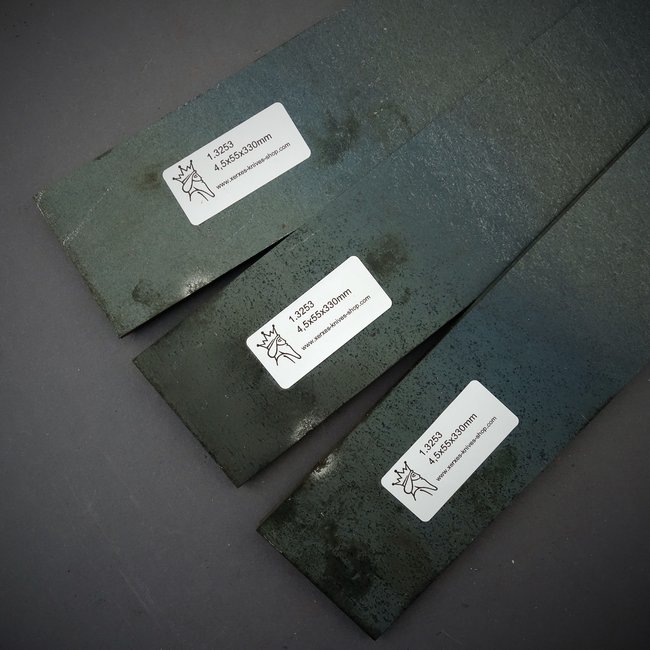 PM 1.3253 (identical material as Böhler S390)