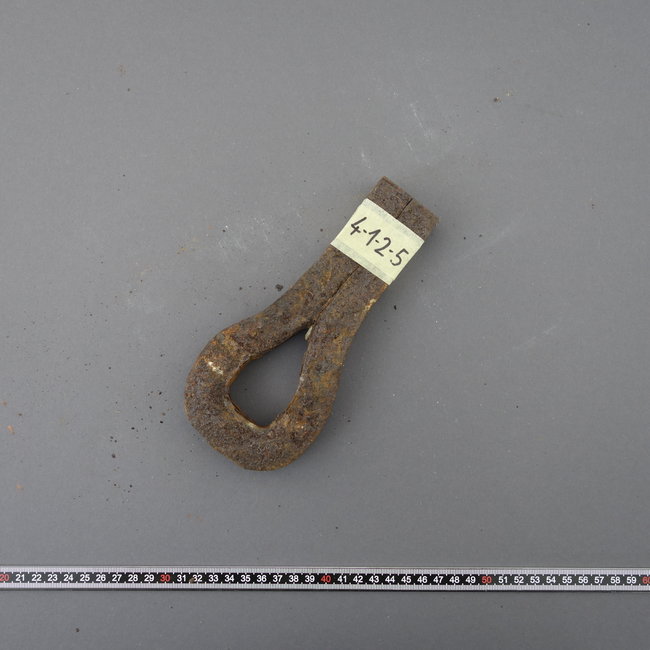 Historical iron from 1653