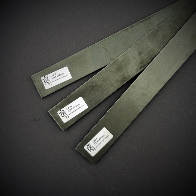 1.2604 (verschleißfester als 1.2235)