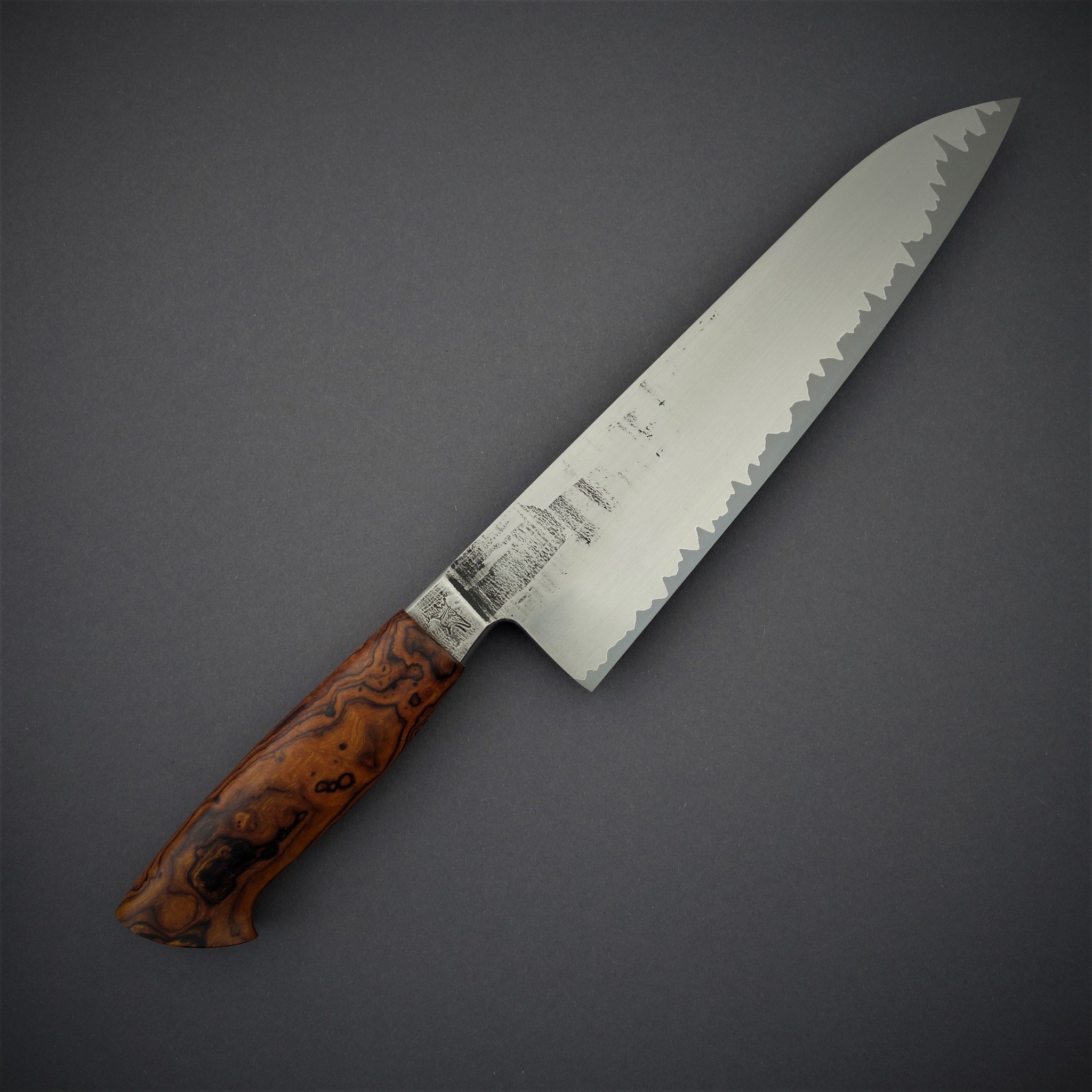 https://cdn.webshopapp.com/shops/272781/files/420025243/22-cm-gyuto-apexultra.jpg