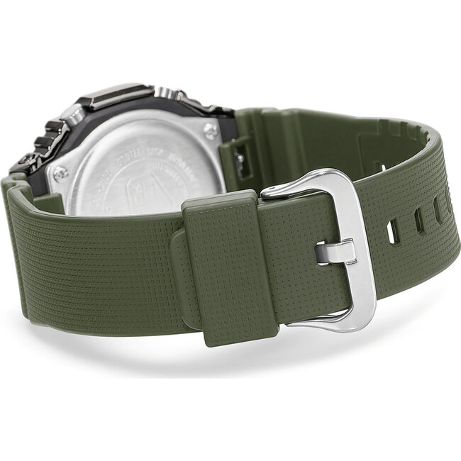 Casio G-Shock Casio G-Shock Horloge GM-2100B-3AER Staal met Gun Metal Analoog Digitaal met Arm Groene Horlogeband 42mm