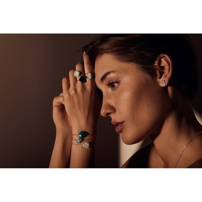 Morganne Bello Morganne Bello Ring 1011YA1B115/56 18k Geelgoud Black Onyx Clover Maat 56