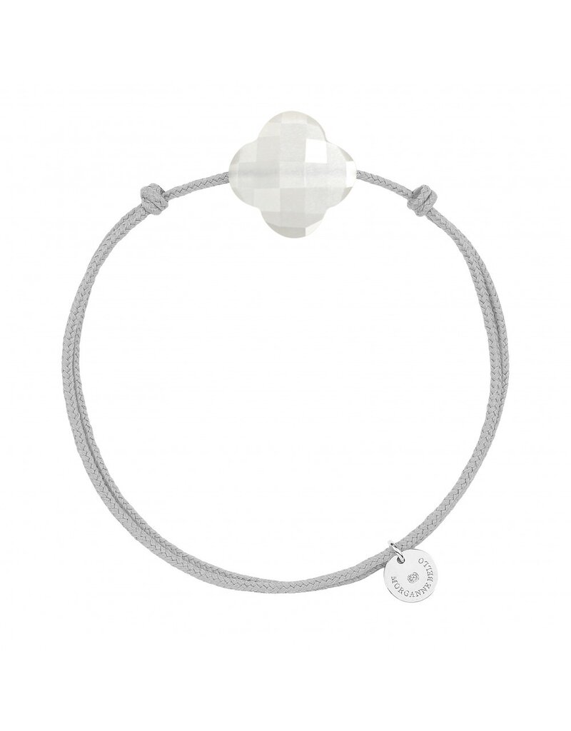 Morganne Bello Morganne Bello Armband 1015X48B117 Armband White Moonstone Clover with Gray Cord