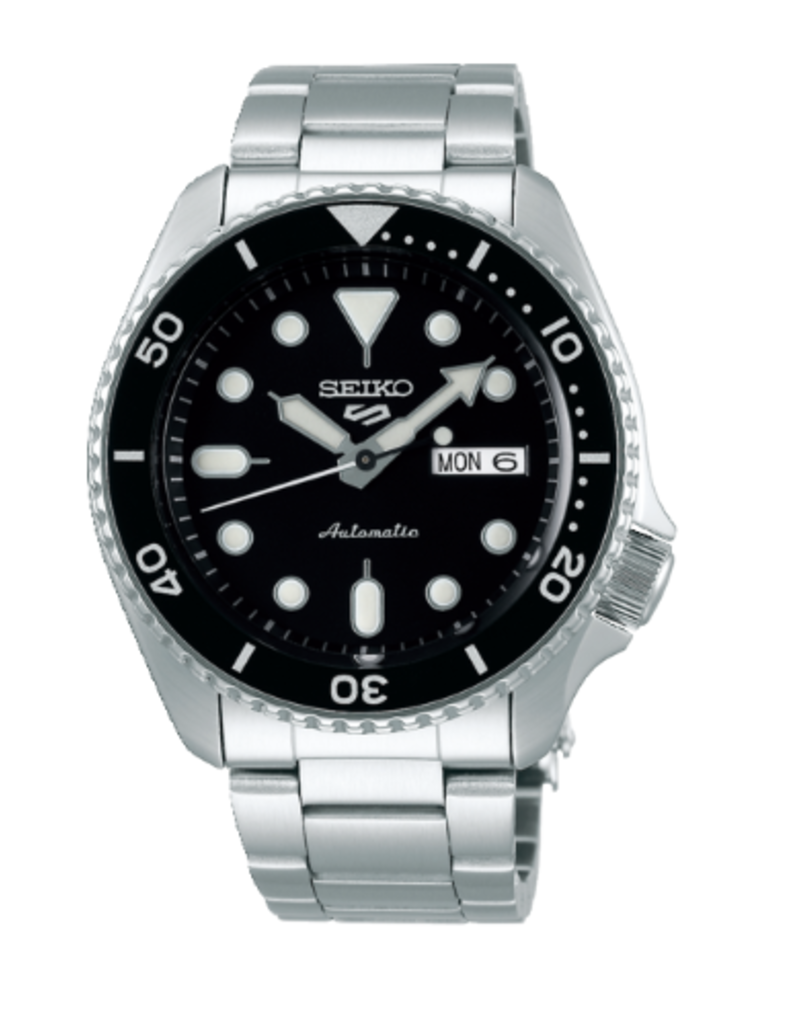 Seiko Seiko 5 Sports  SRPD55K1 horloge heren staal 42.5 mm met zwarte wijzerplaat en lunette met dag datum aanduiding en automatisch/mechanish uurwerk