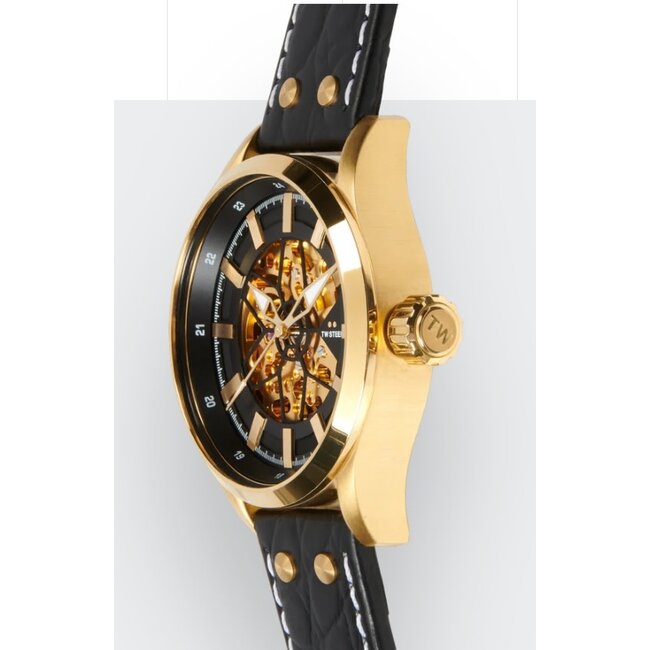 TW Steel TW Steel Horloge VS131 Skeleton Volante Staal met Geelgouden Plating Automaat met Zwart Croco Horlogeband 45mm
